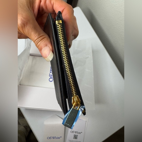 Off-White Jitney Zipped Bi-Fold Wallet NEW IN BOX - Picture 10 of 16